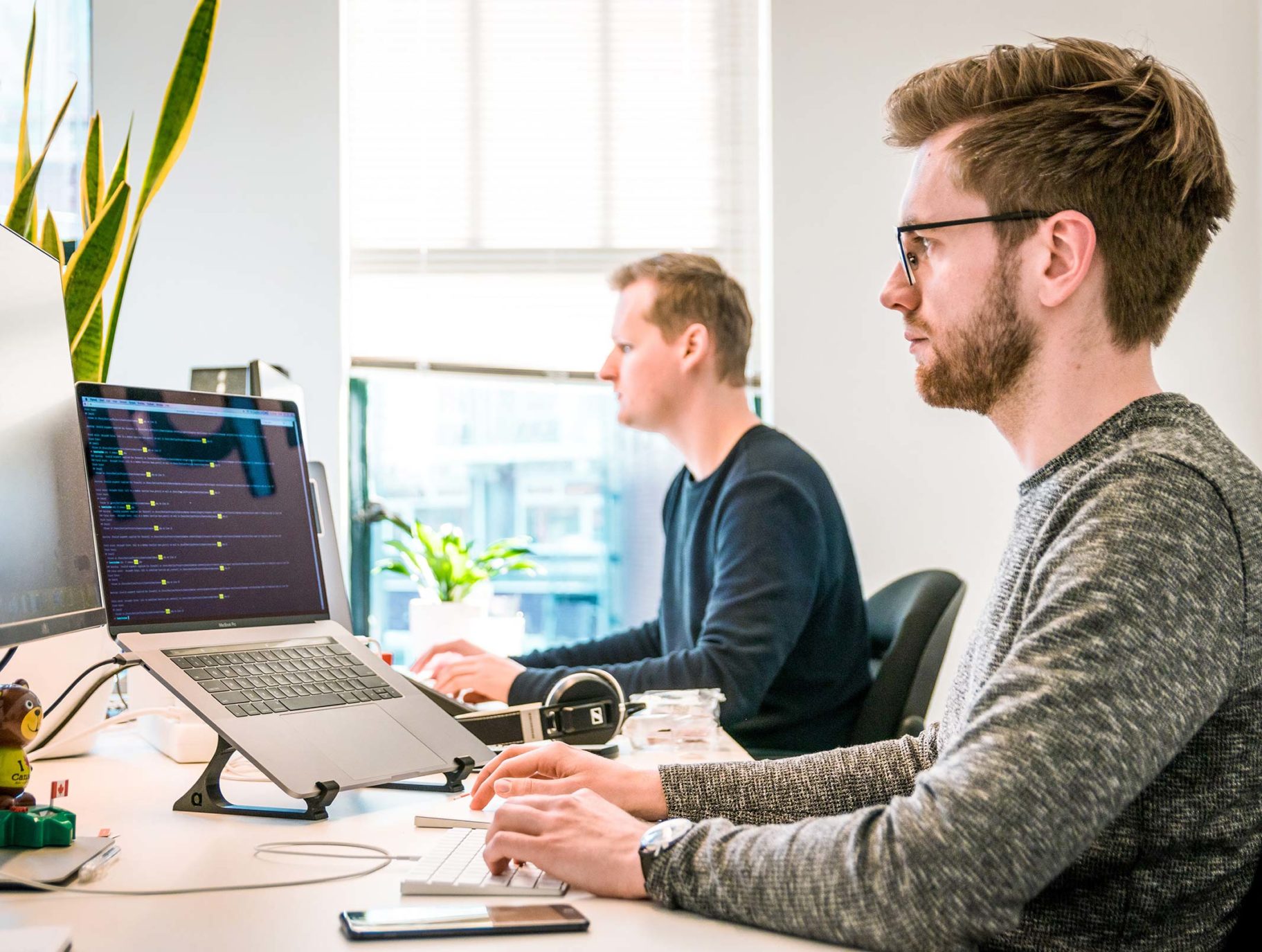 Hire Laravel Experts | Hire Laravel Programmers | Accubits